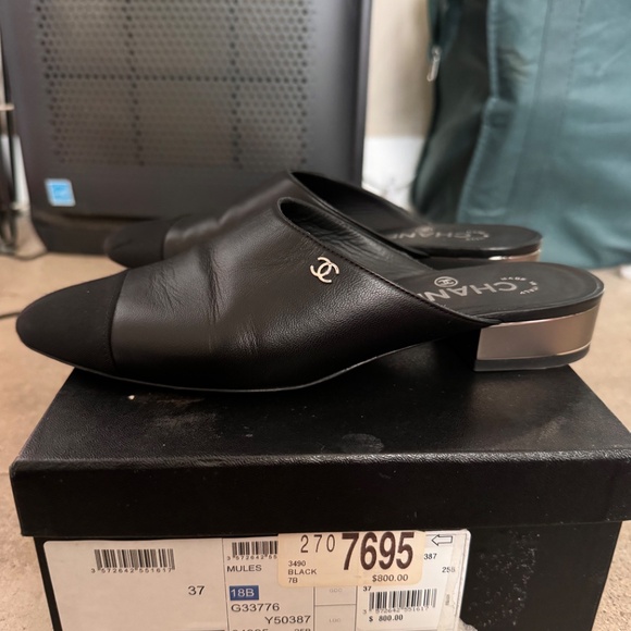 AUTHENTIC Chanel 2018 Interlocking CC Logo Mules Women's Size: 7 | IT 37 - Picture 10 of 16